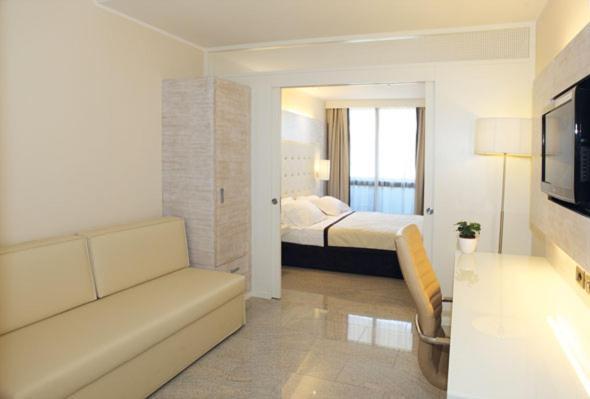 Hotel San Carlo Lignano Sabbiadoro Exterior foto
